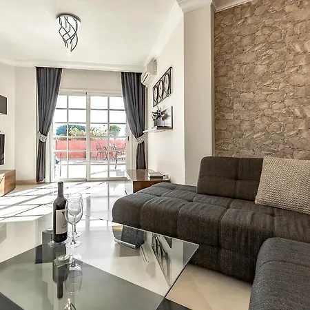 In Area Del Duque With Spacious Terrace *