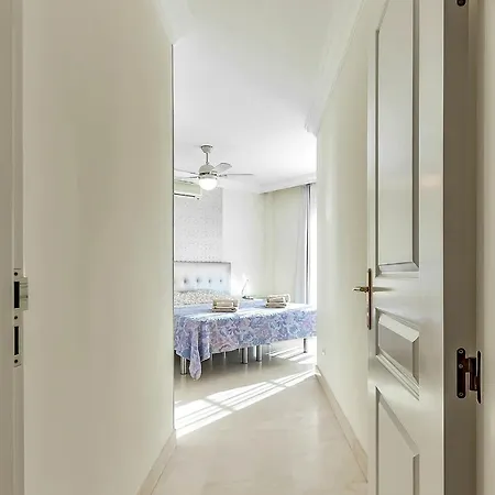 In Area Del Duque With Spacious Terrace *