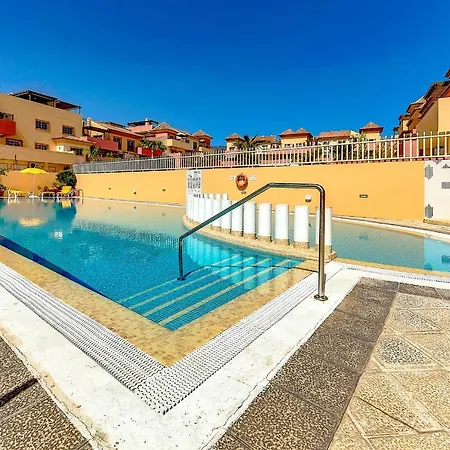 Apartament In Area Del Duque With Spacious Terrace Adeje