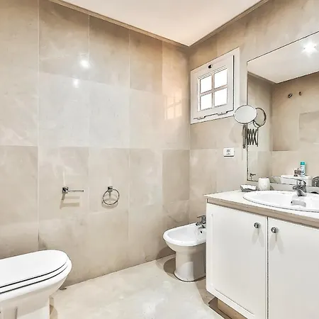Apartament In Area Del Duque With Spacious Terrace Adeje