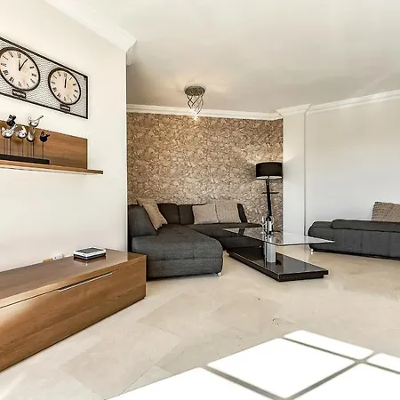 In Area Del Duque With Spacious Terrace Adeje